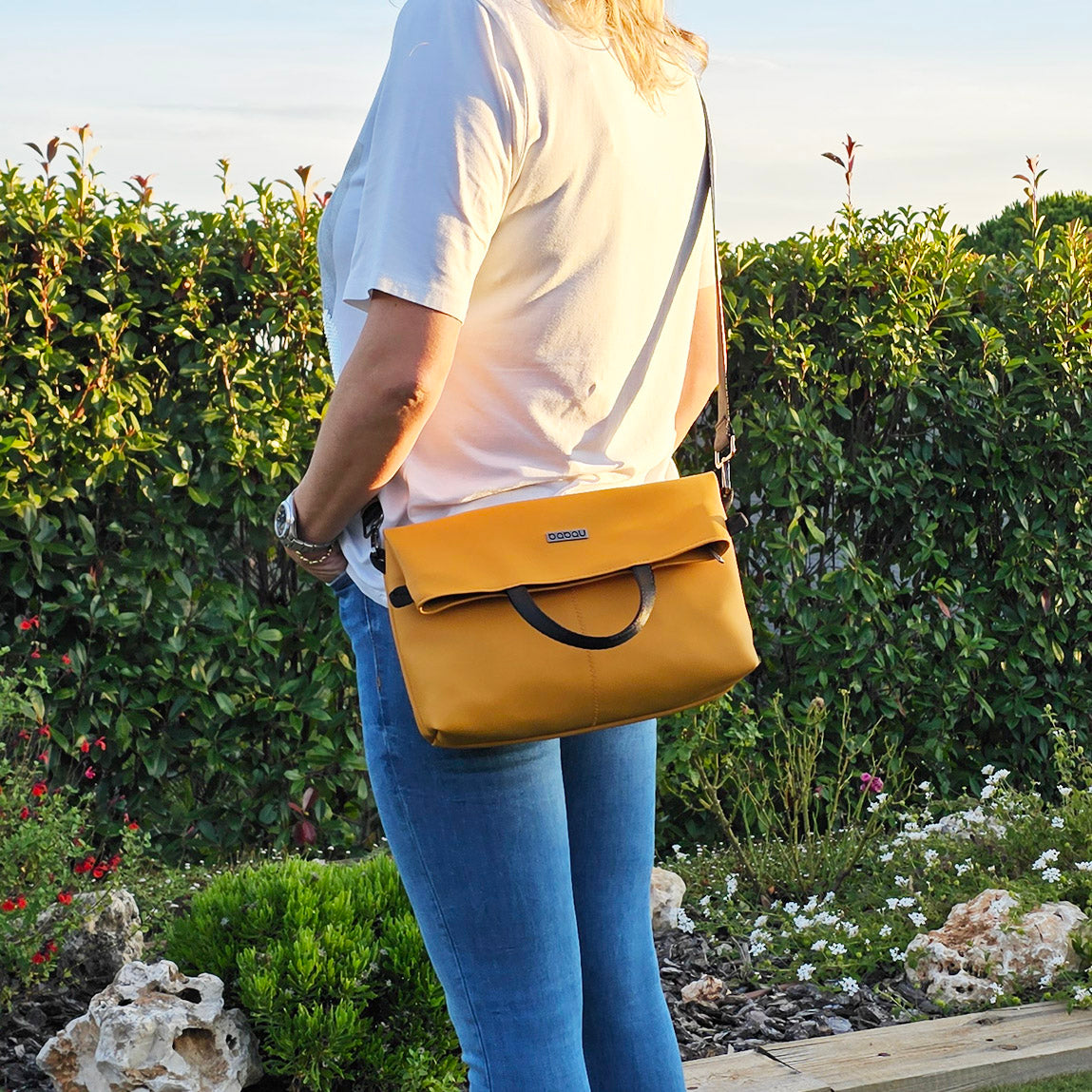 SURF M - Delta Black