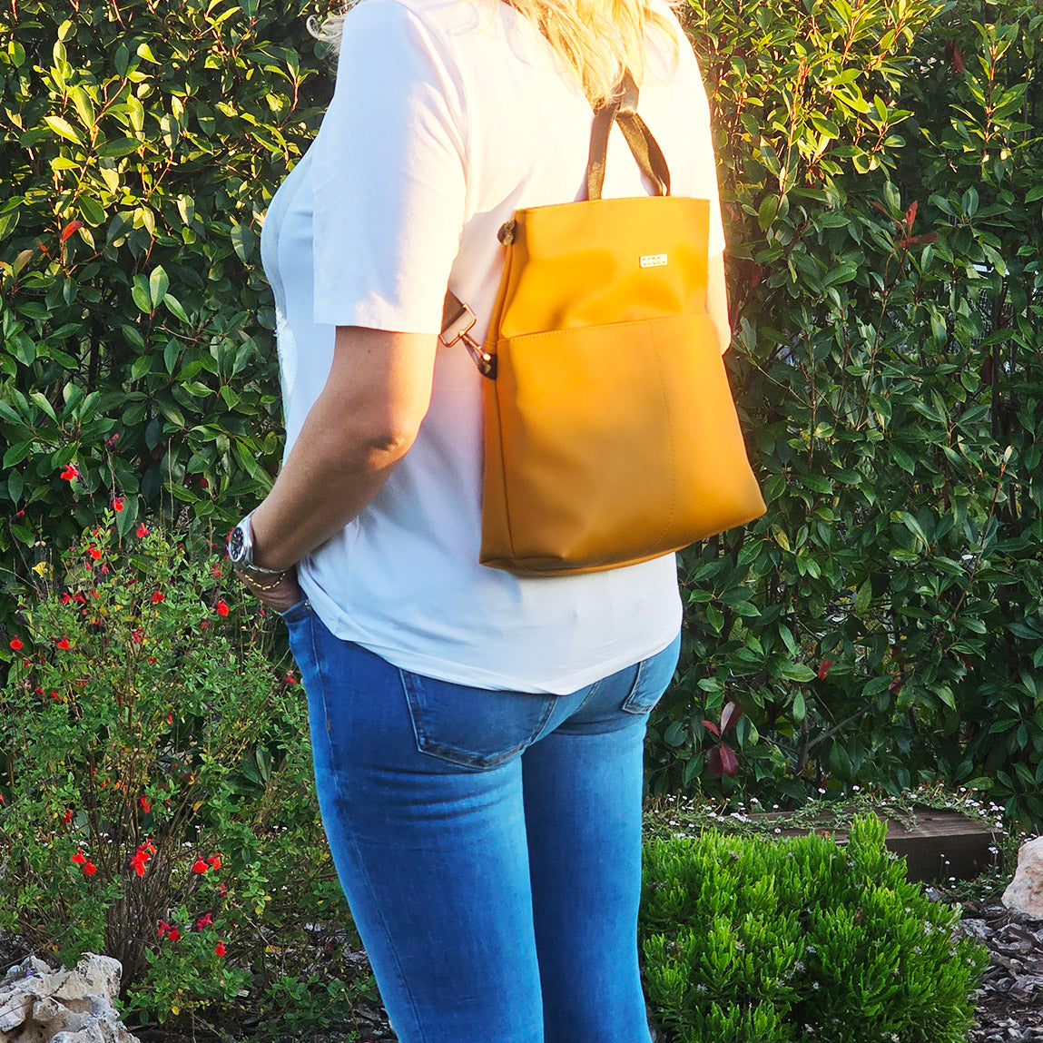 SURF M - Delta Black