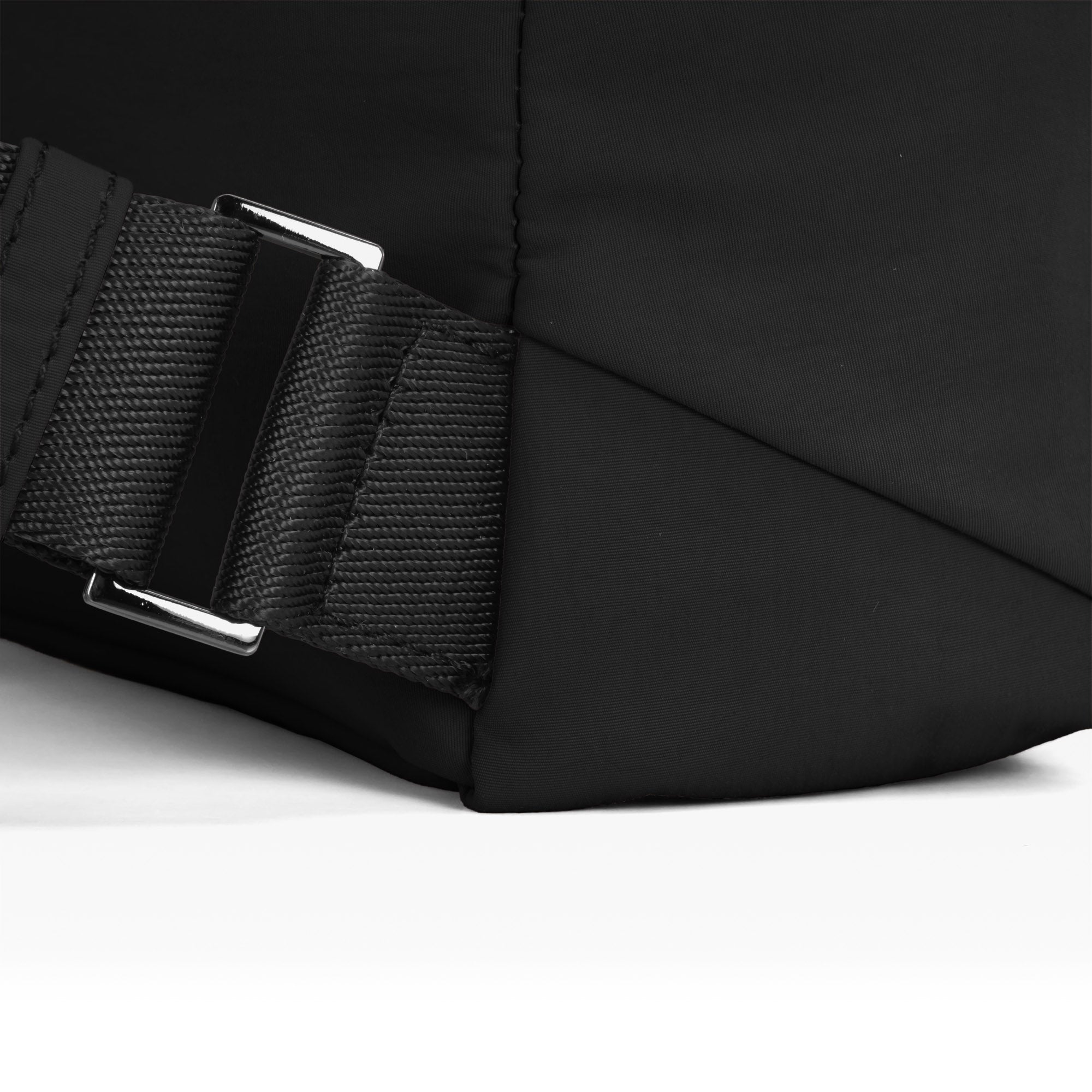 BOOGIE M - Airy Black